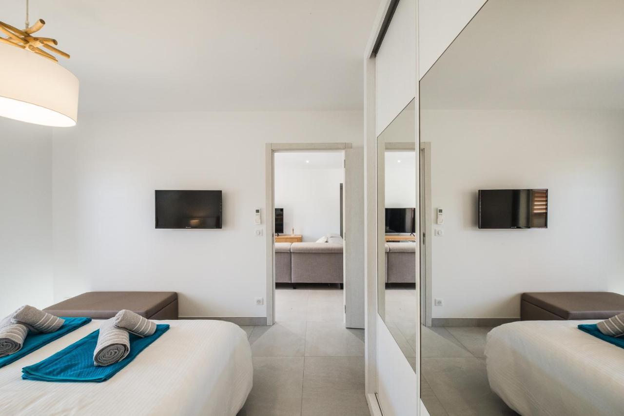 Petra D'Oro Villa Palombaggia Порто-Веккьо Экстерьер фото